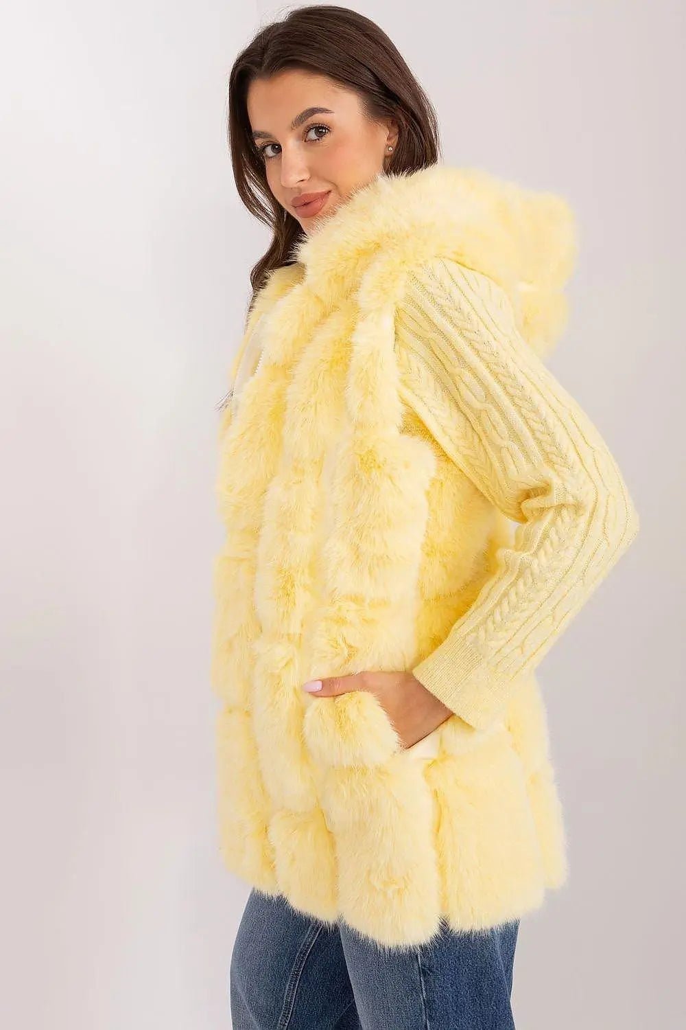 A.T fur polyester vest - Honesty Sales