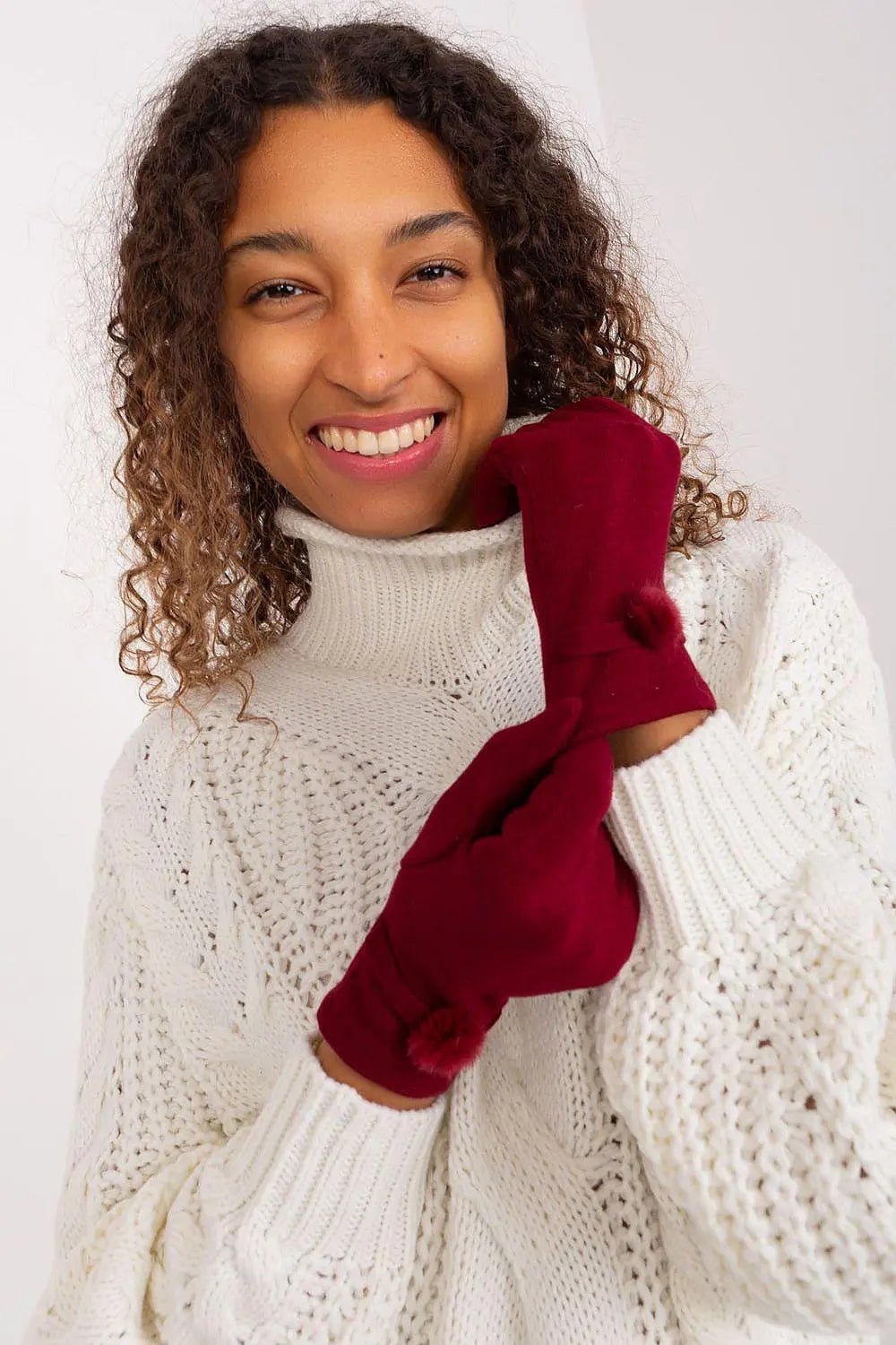 AT Gloves model 191104 - Honesty Sales