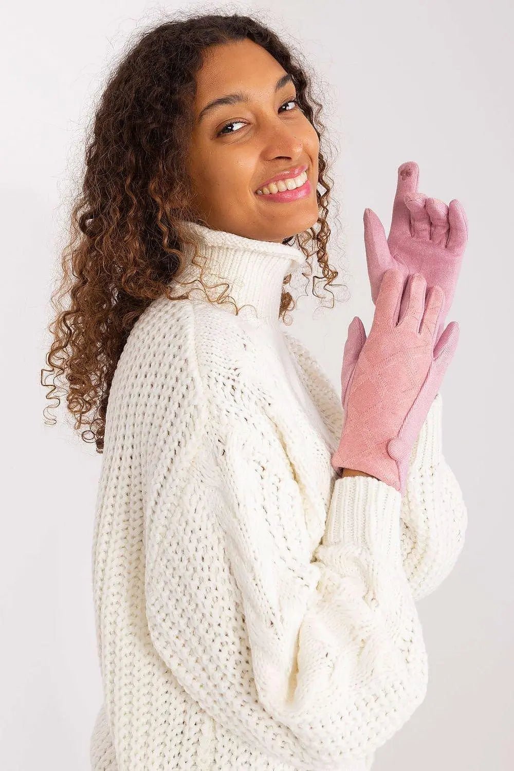 AT Gloves model 191345 - Honesty Sales