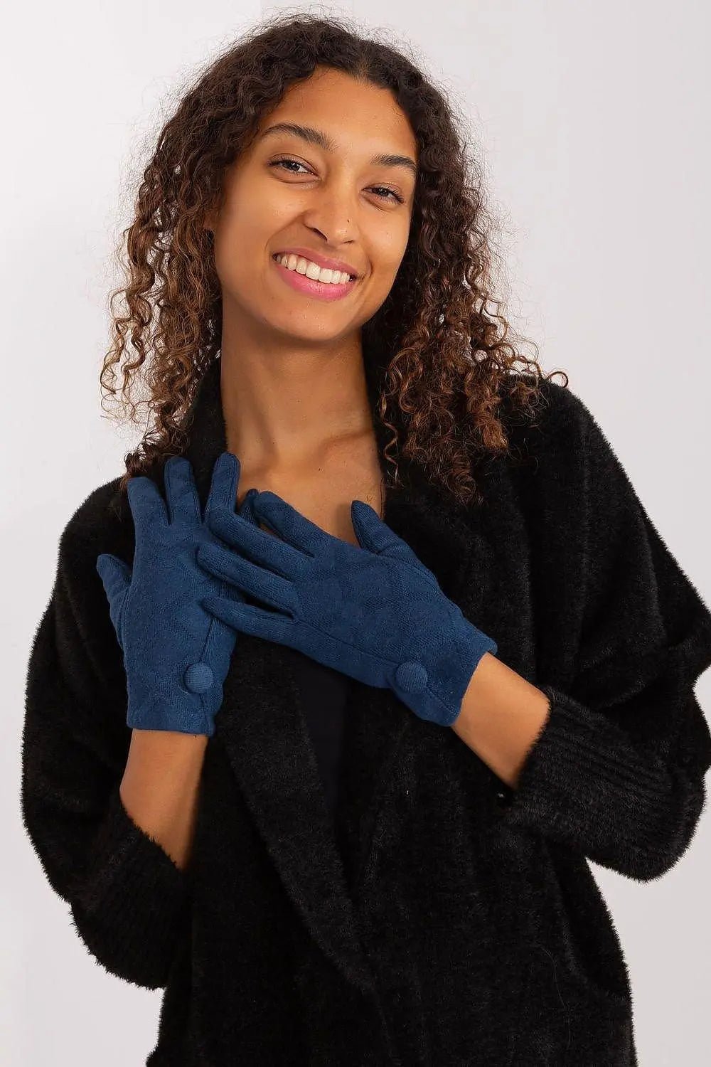 AT Gloves model 191345 - Honesty Sales