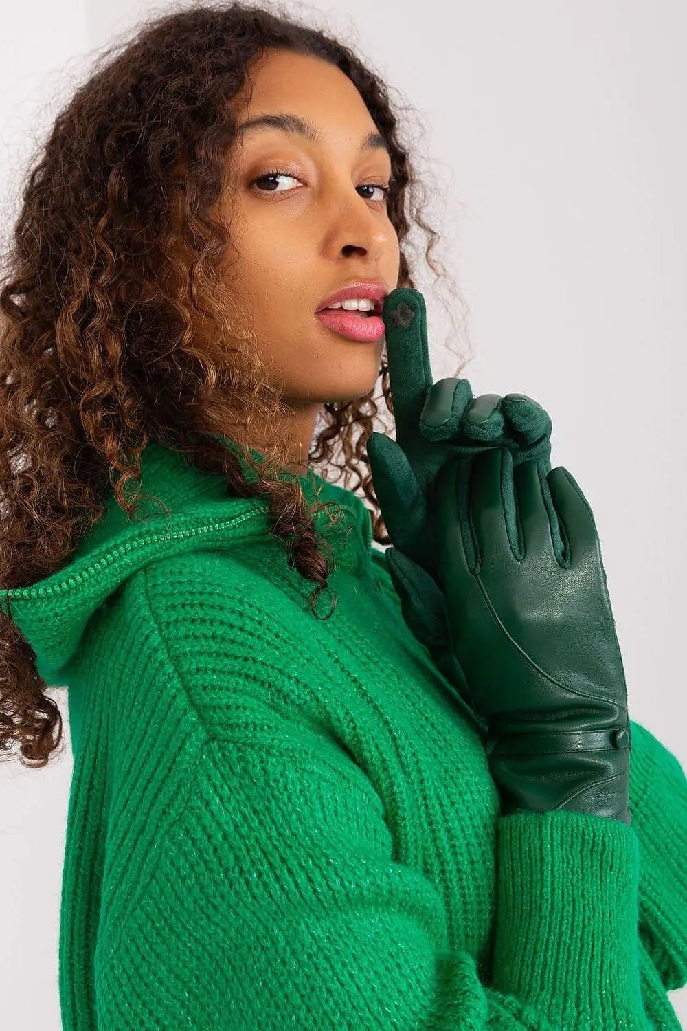AT Gloves Model 191350 – Durable Grip, Everyday Protection - Honesty Sales