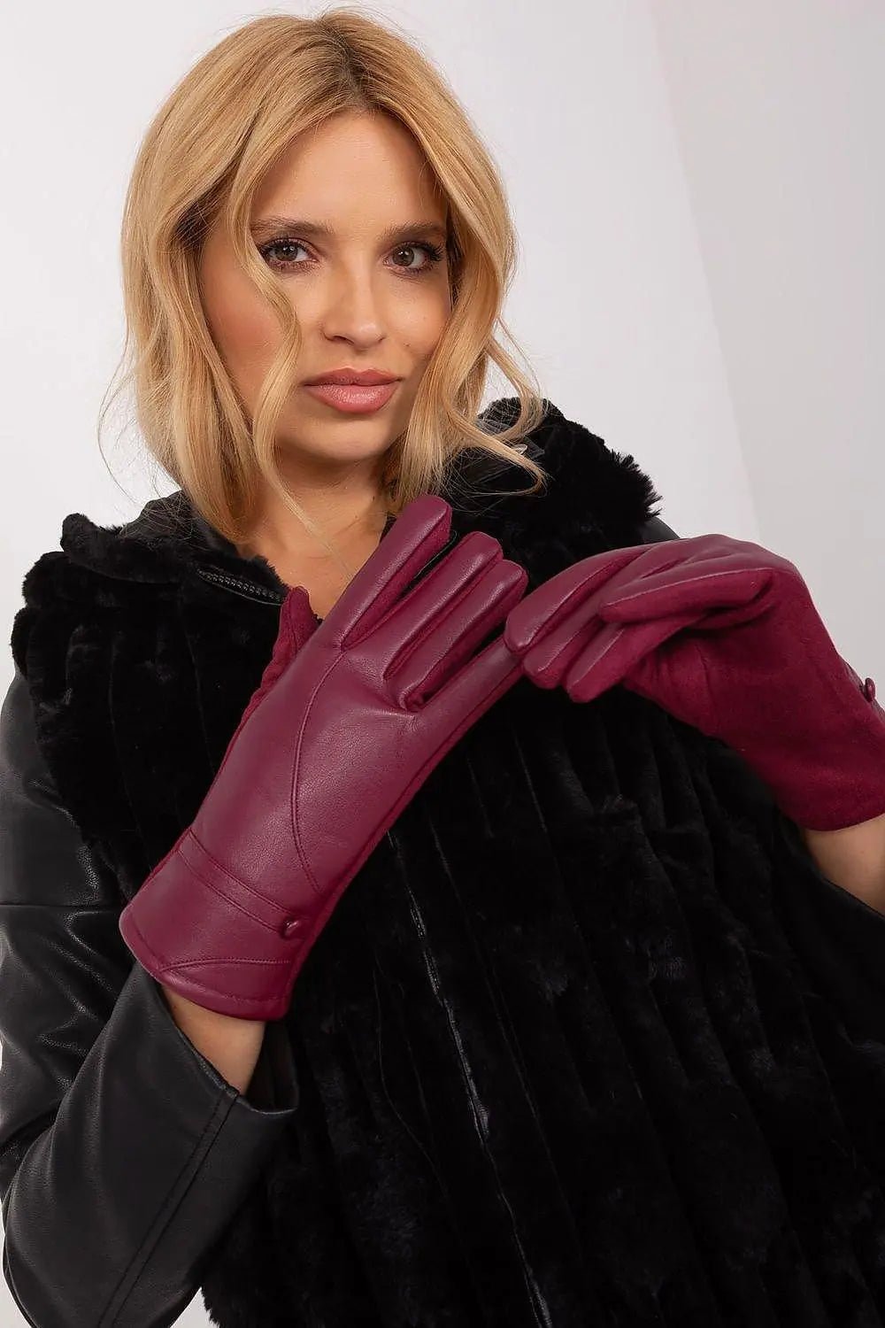 AT Gloves Model 191350 – Durable Grip, Everyday Protection - Honesty Sales