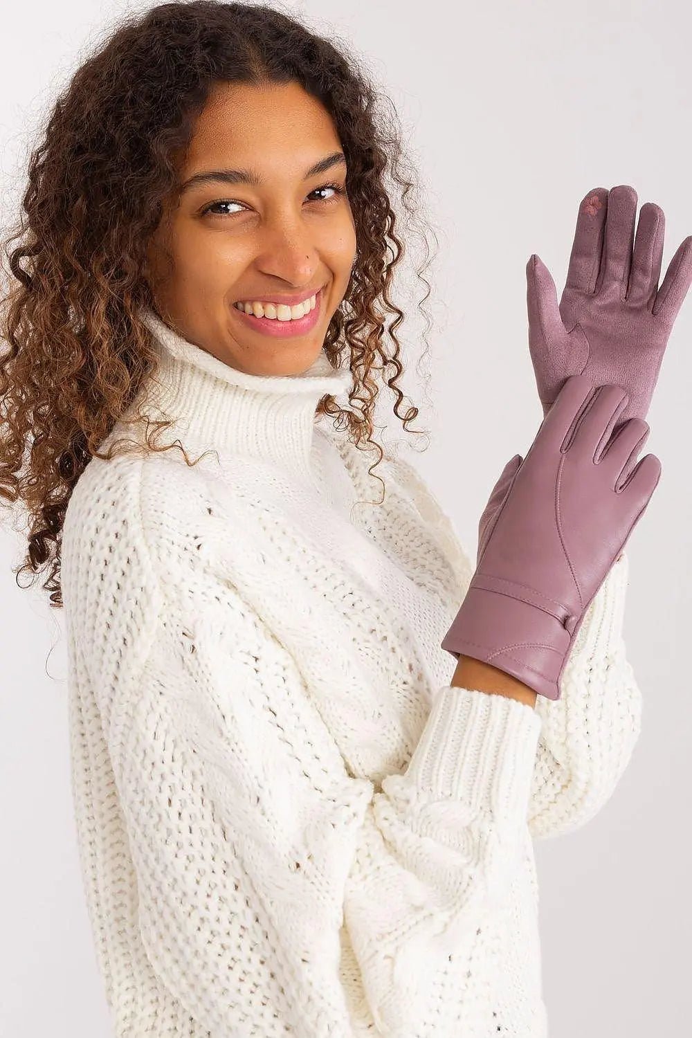 AT Gloves Model 191350 – Durable Grip, Everyday Protection - Honesty Sales