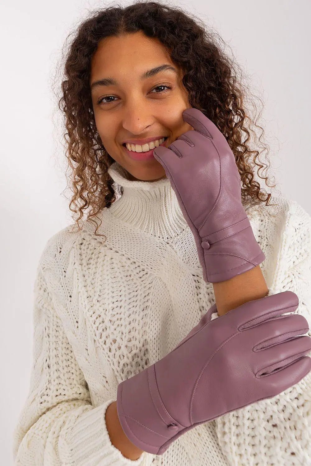 AT Gloves Model 191350 – Durable Grip, Everyday Protection - Honesty Sales