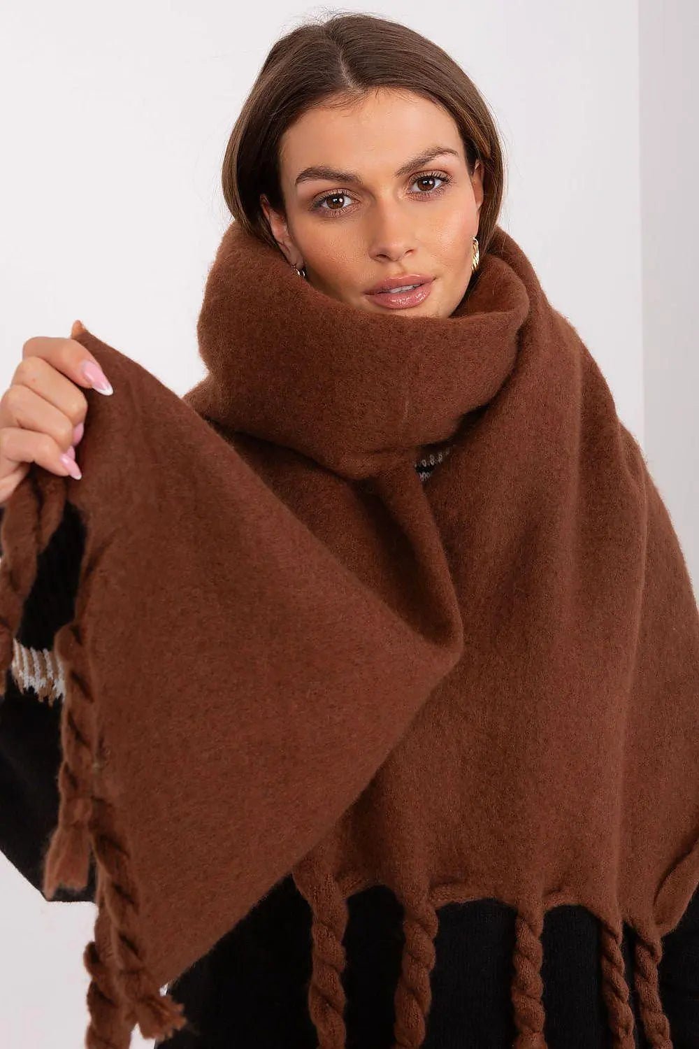 AT long, smooth-textured shawl - Honesty Sales