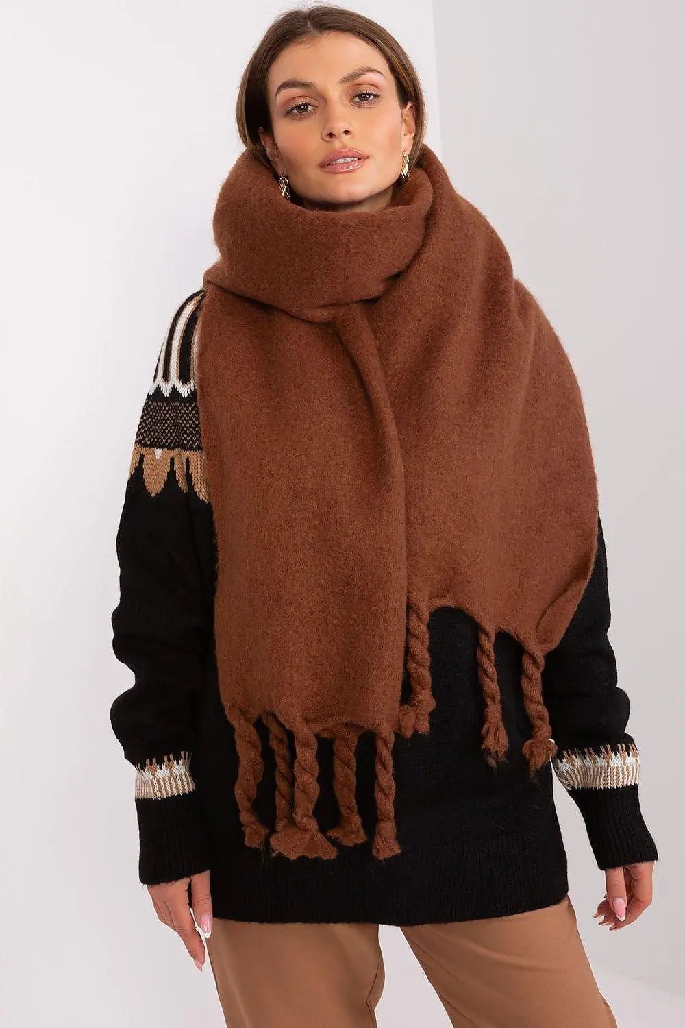 AT long, smooth-textured shawl - Honesty Sales