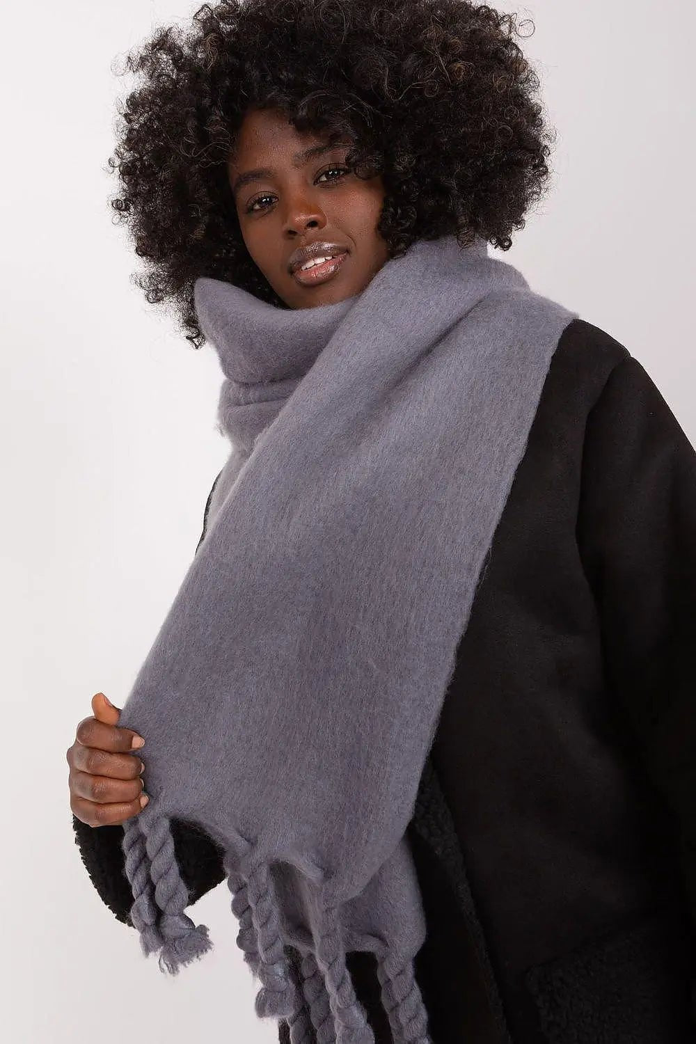 AT long, smooth-textured shawl - Honesty Sales