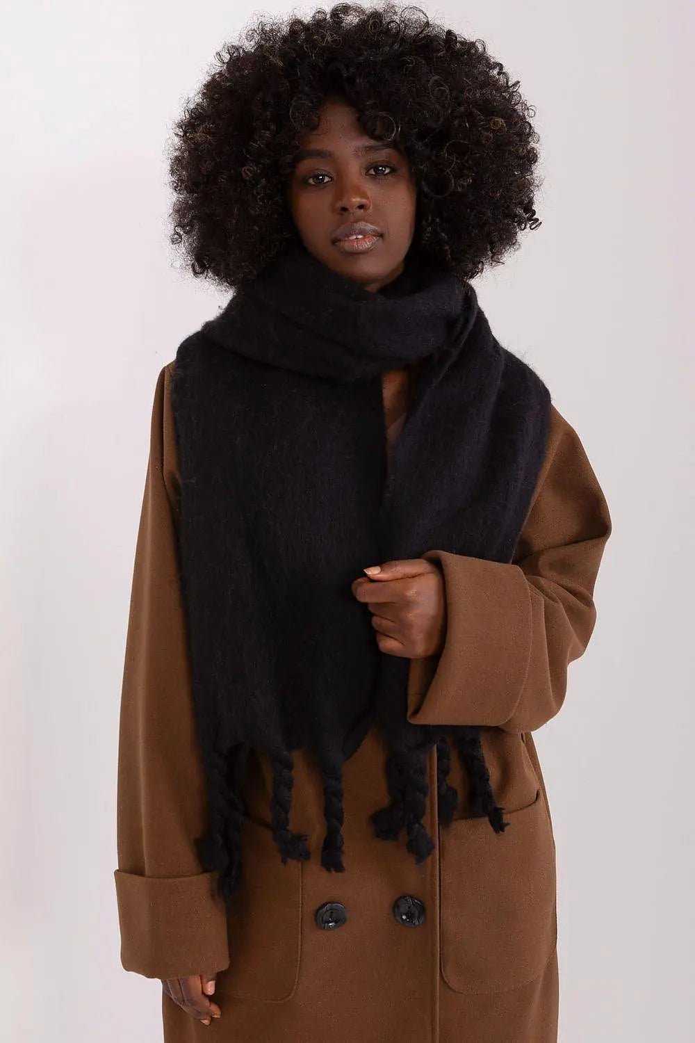 AT long, smooth-textured shawl - Honesty Sales