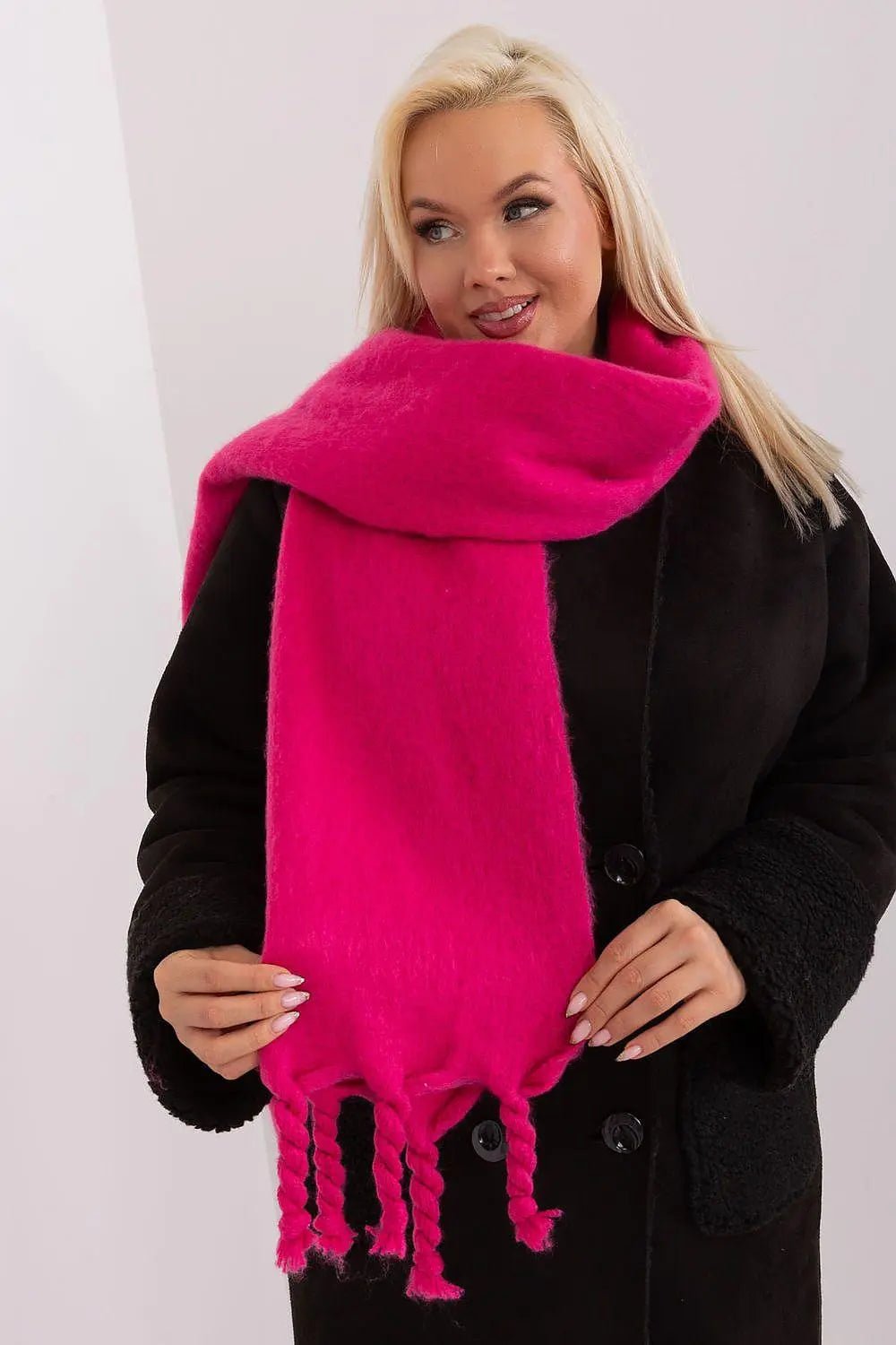 AT long, smooth-textured shawl - Honesty Sales