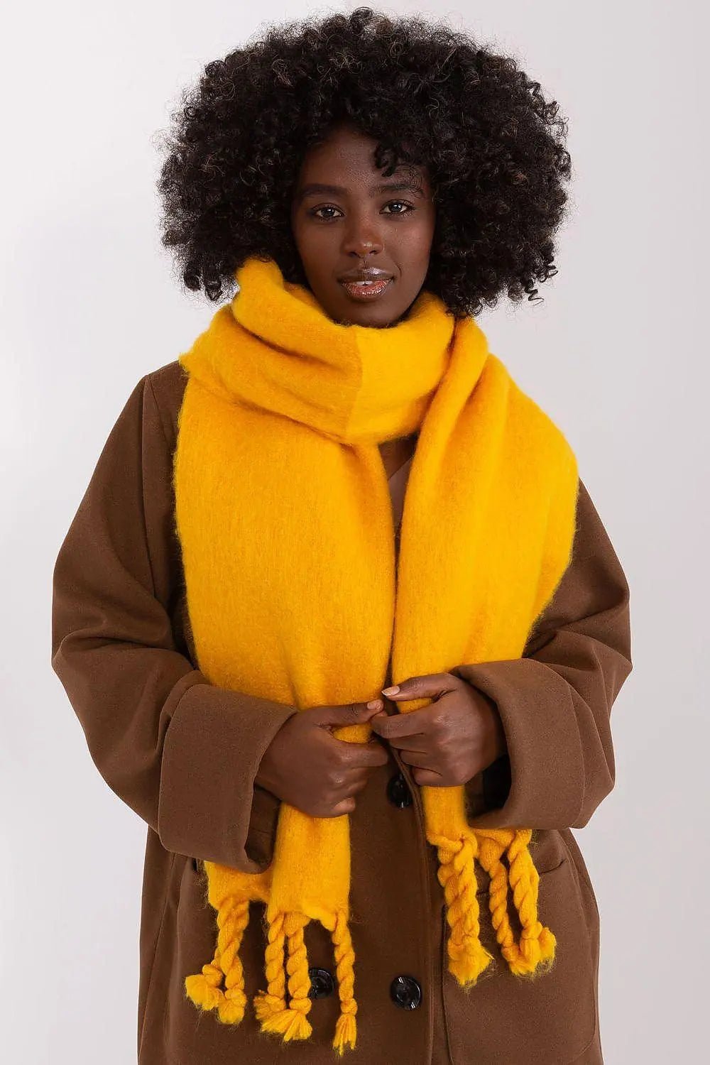 AT long, smooth-textured shawl - Honesty Sales