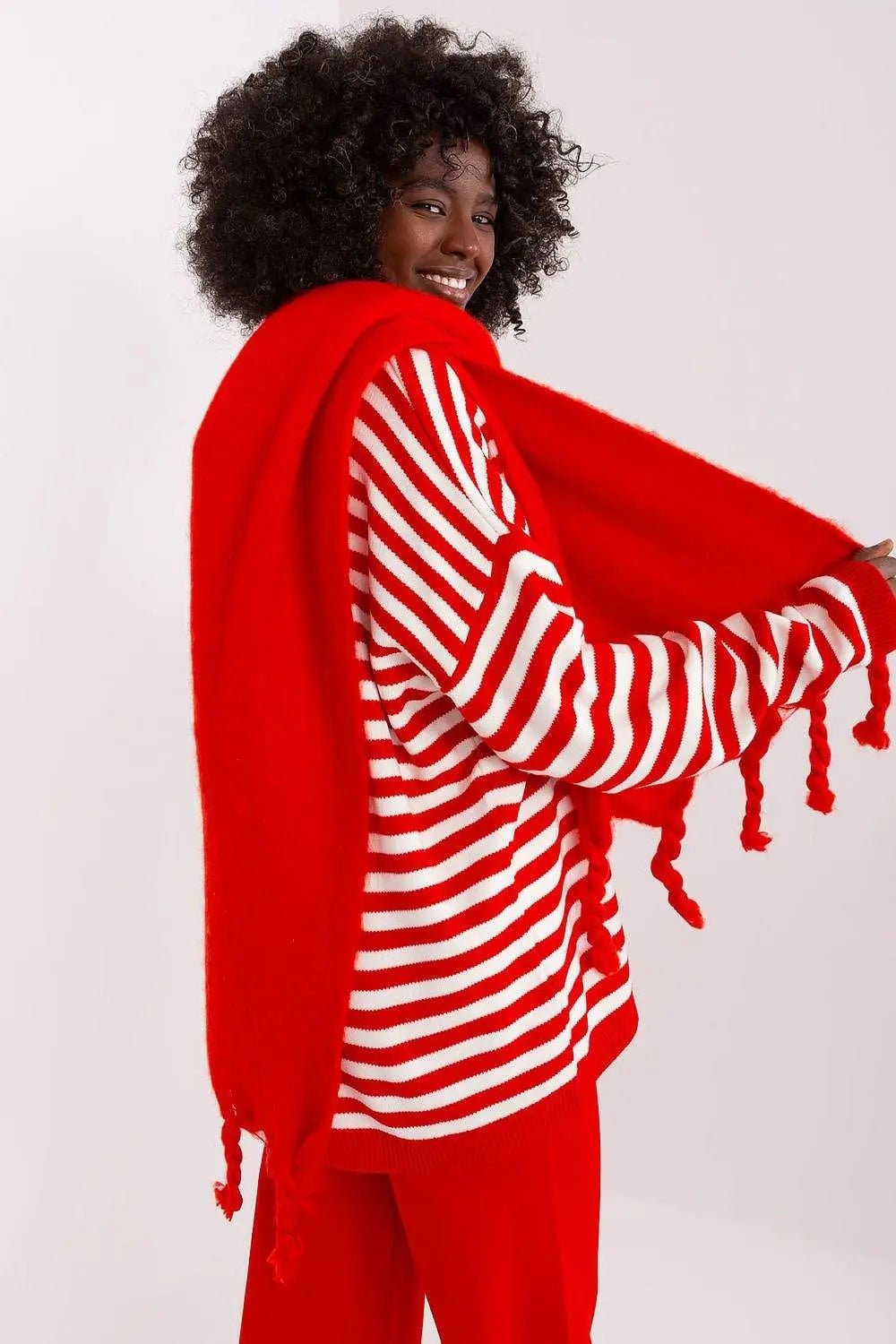 AT long, smooth-textured shawl - Honesty Sales