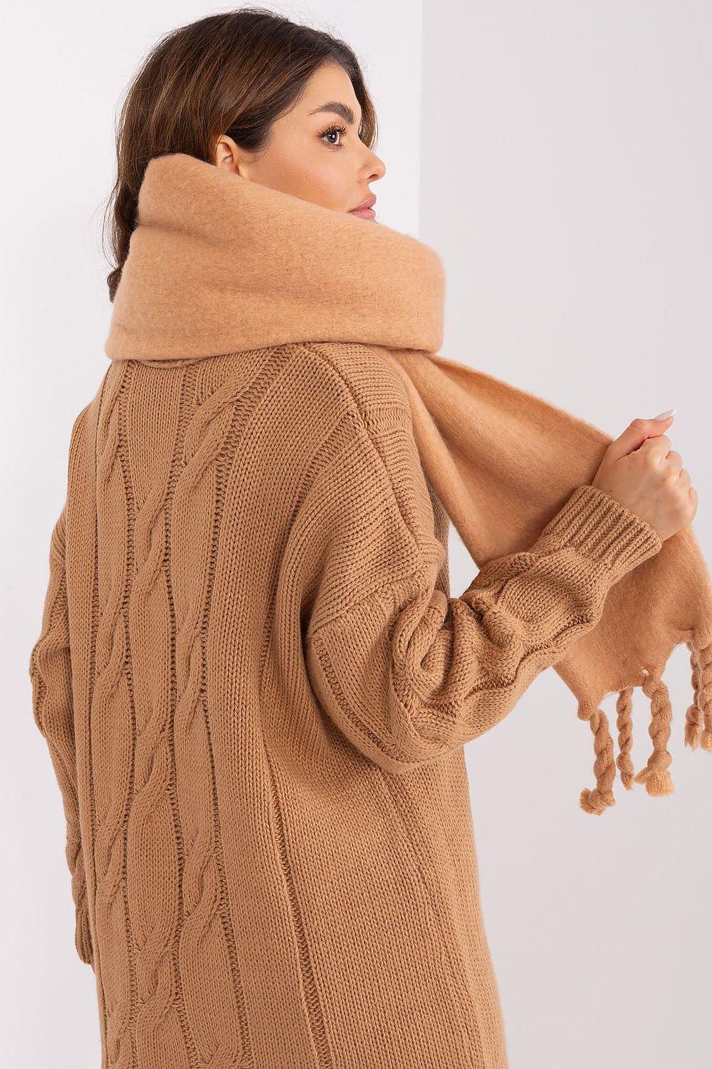 AT long, smooth-textured shawl - Honesty Sales