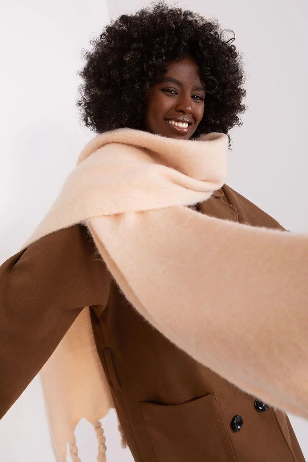 AT long, smooth-textured shawl - Honesty Sales