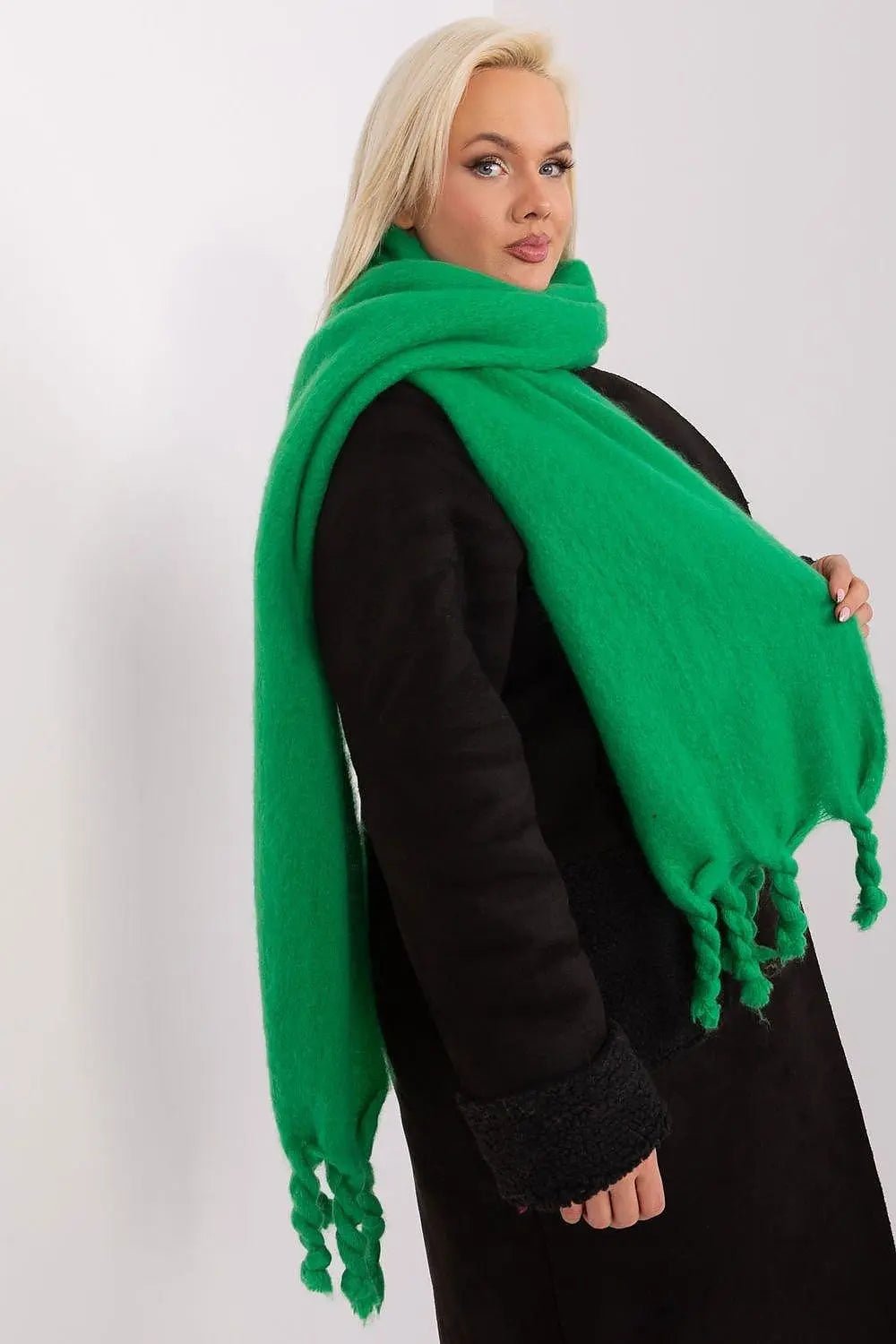 AT long, smooth-textured shawl - Honesty Sales