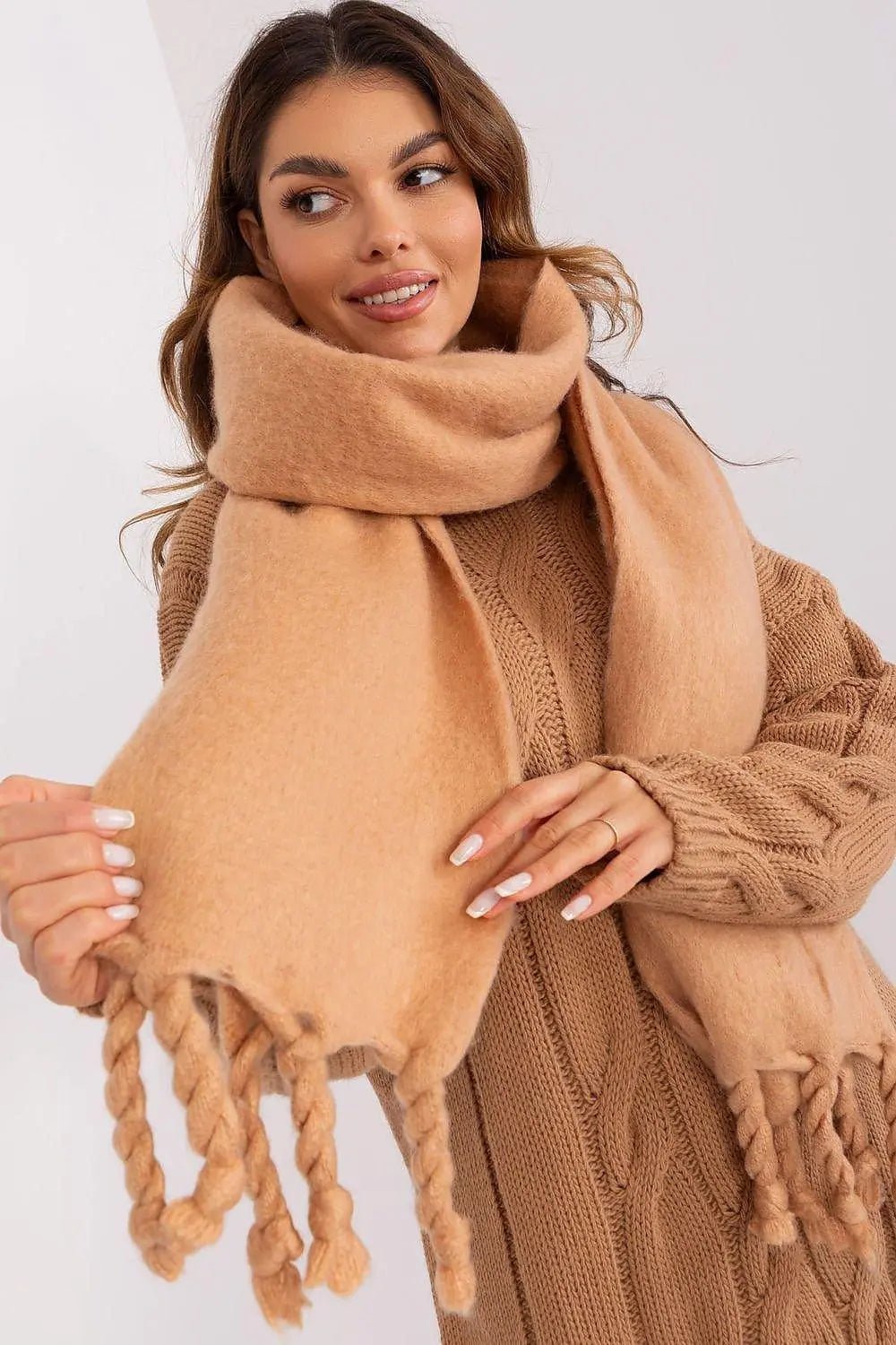 AT long, smooth-textured shawl - Honesty Sales