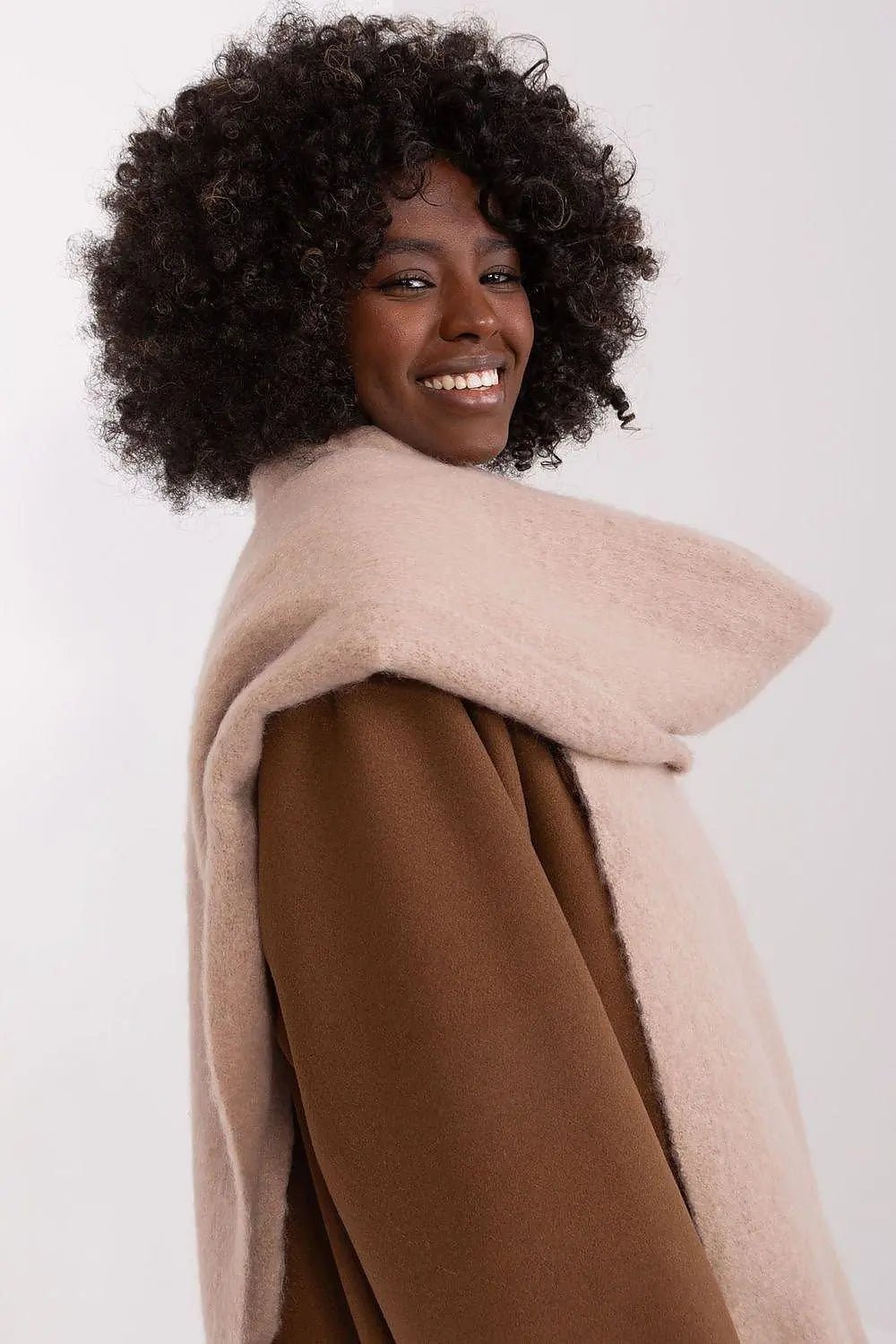 AT long, smooth-textured shawl - Honesty Sales