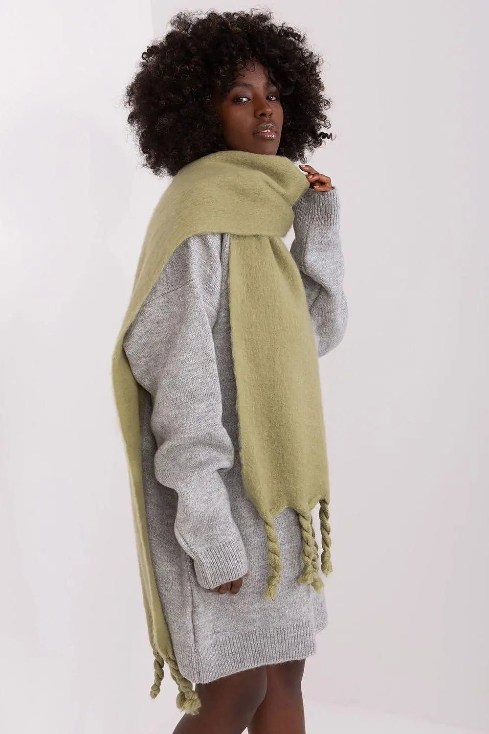 AT long, smooth-textured shawl - Honesty Sales
