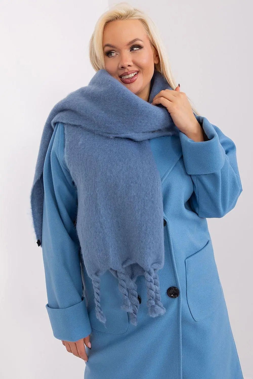 AT long, smooth-textured shawl - Honesty Sales
