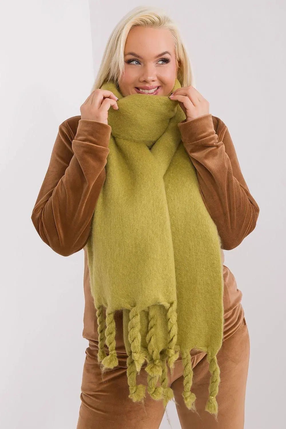 AT long, smooth-textured shawl - Honesty Sales