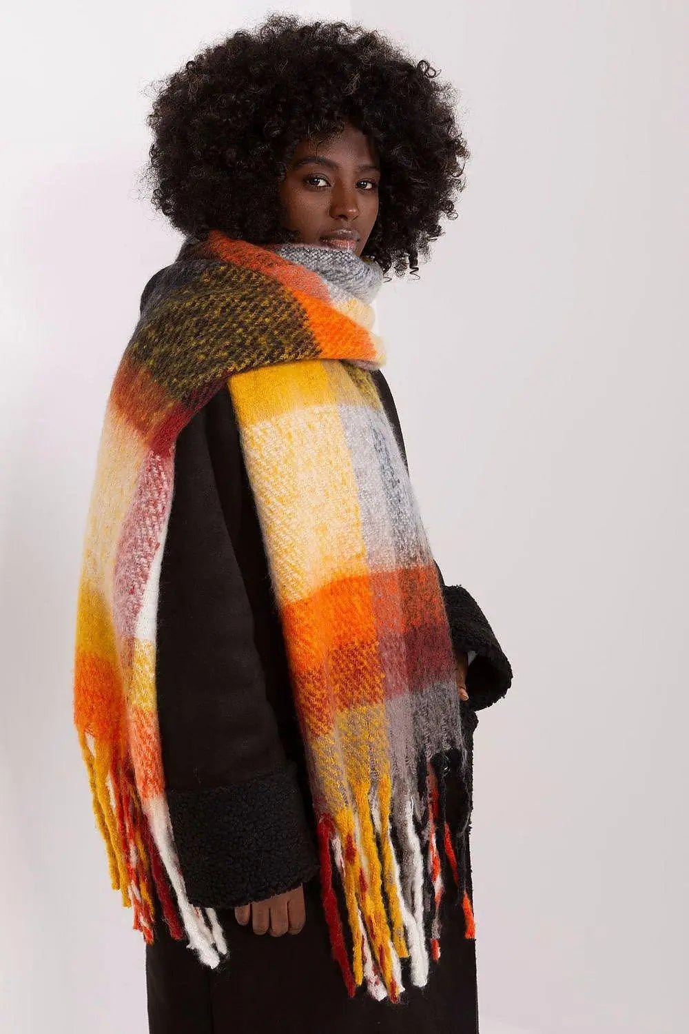 AT Shawl model 190542 - Honesty Sales