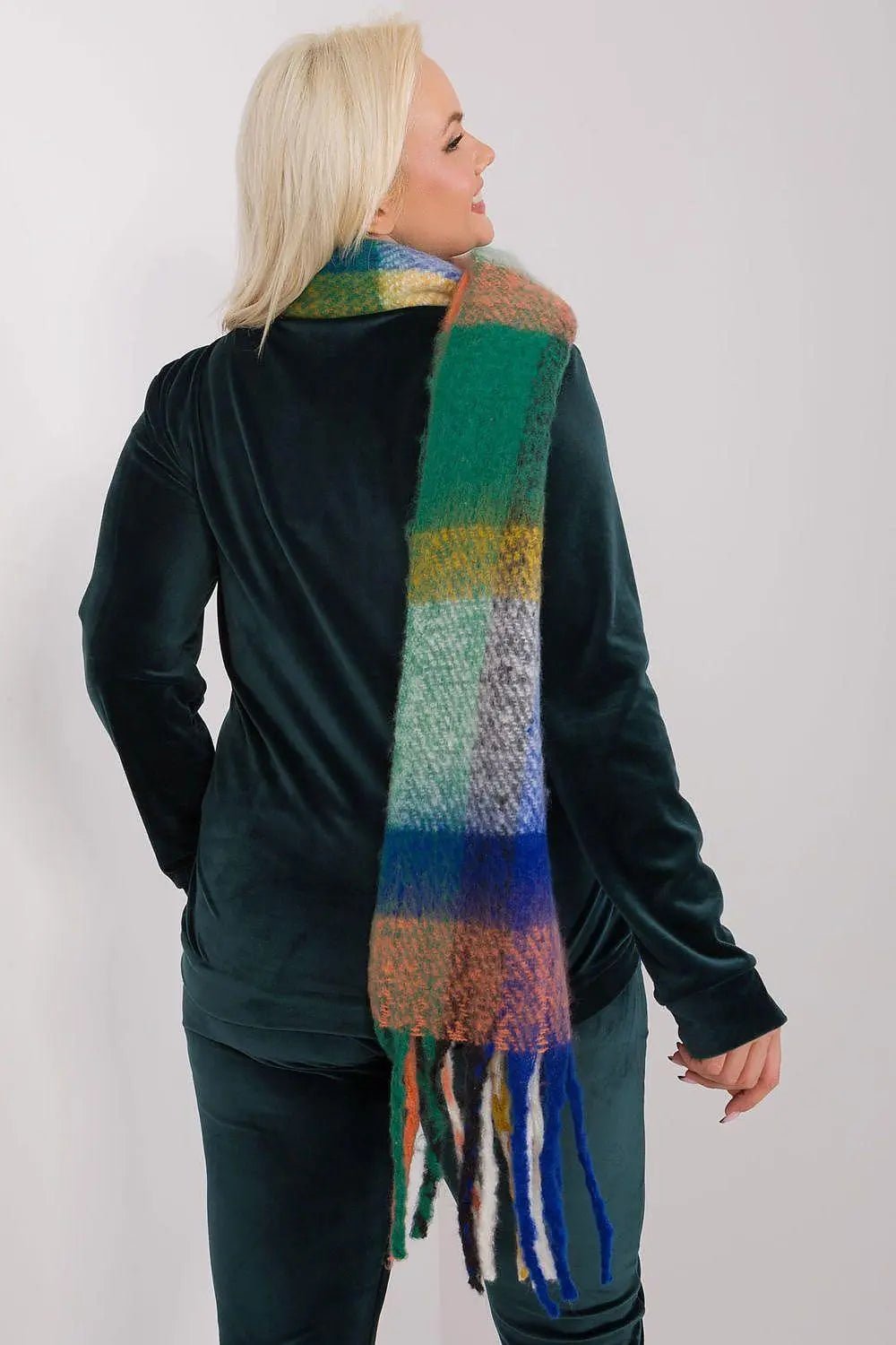 AT Shawl model 190542 - Honesty Sales