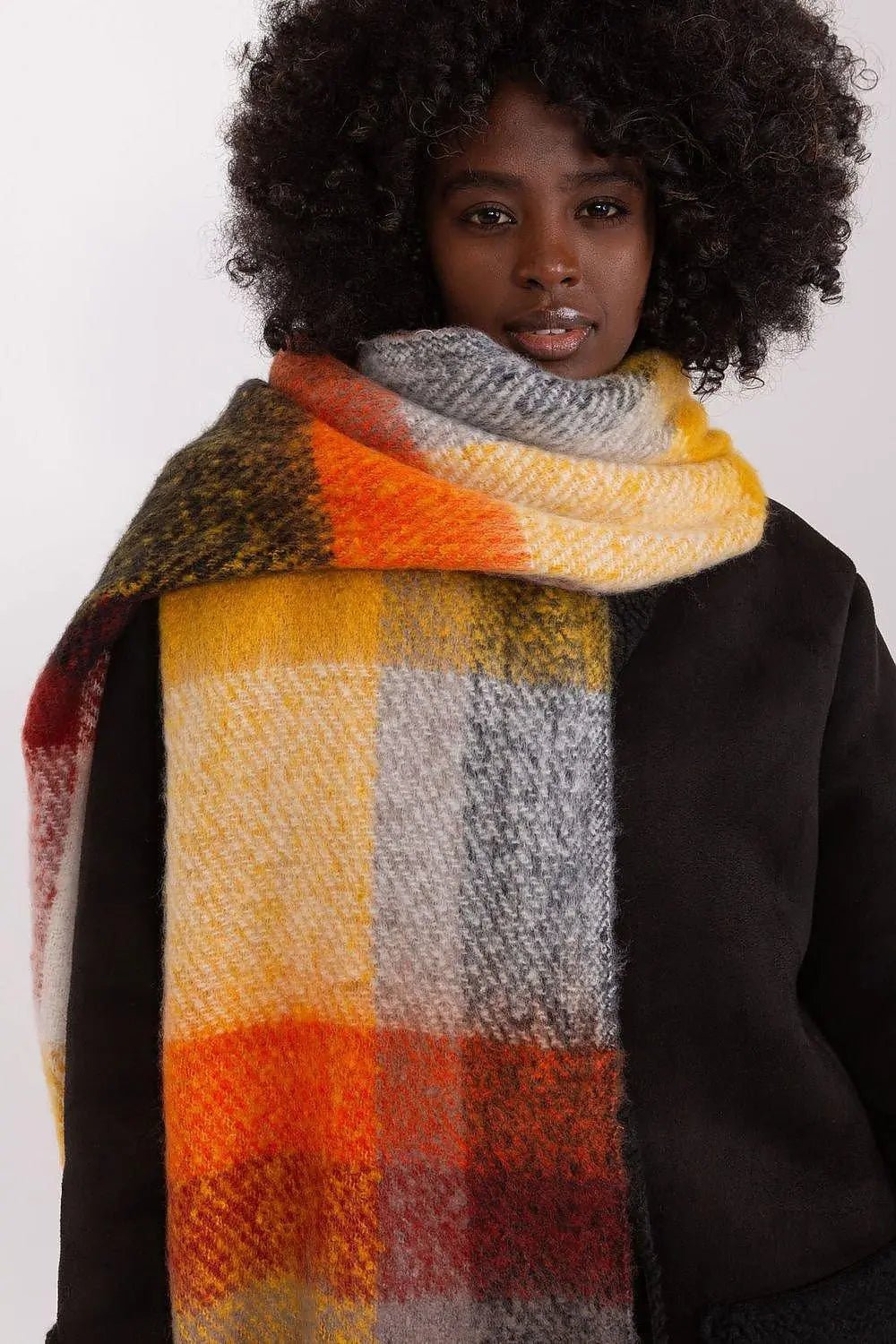 AT Shawl model 190542 - Honesty Sales
