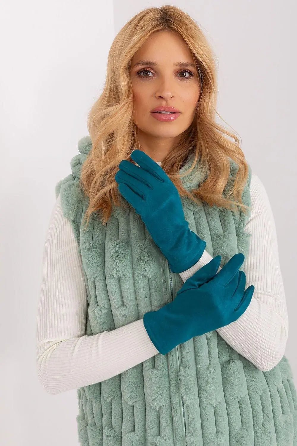 AT Sleek Insulated Gloves with Embroidered Touchscreen Access - Honesty Sales