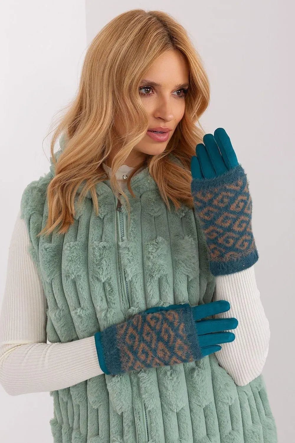 AT Women's Smooth Touchscreen Gloves with Removable Knit Lining - Honesty Sales