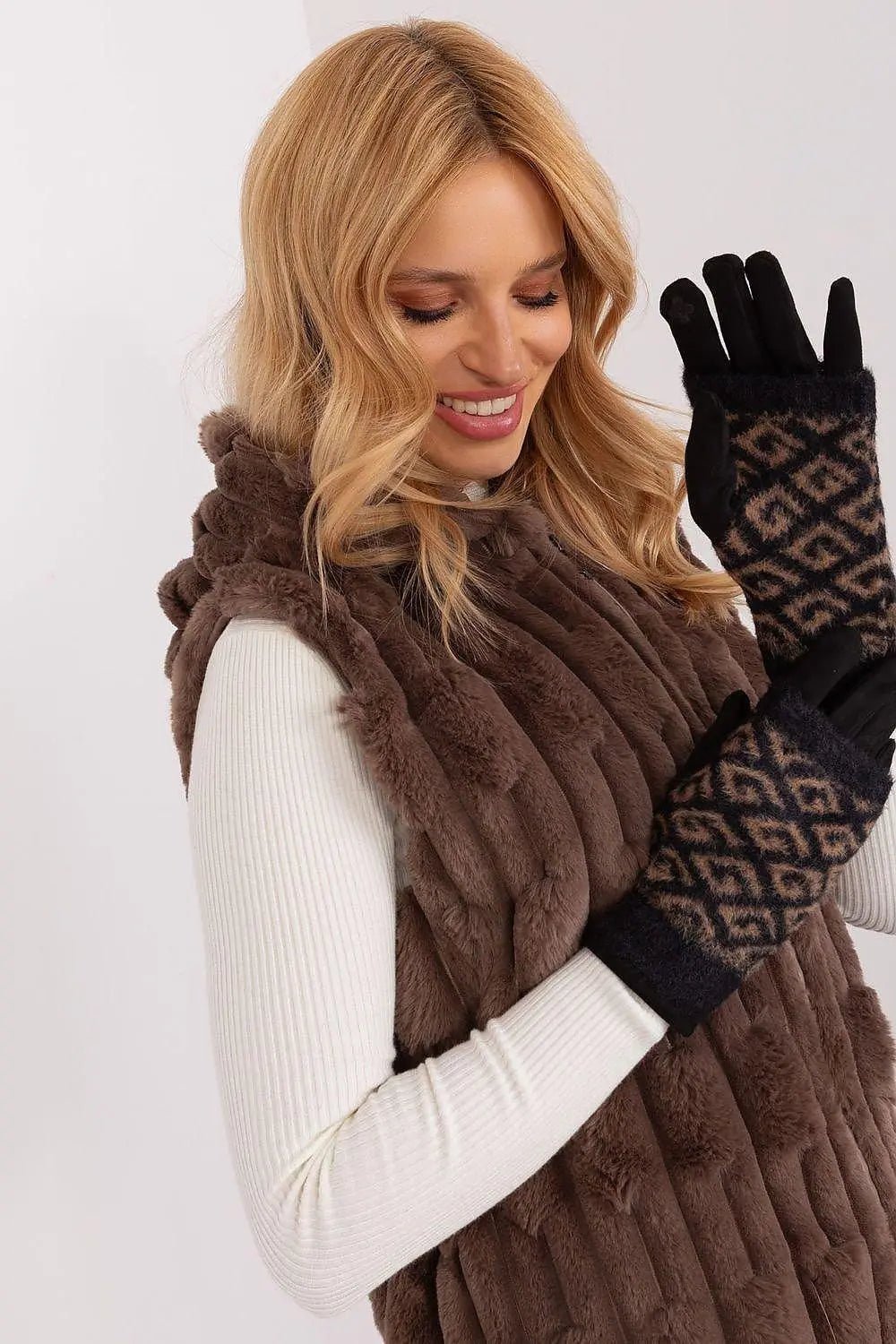 AT Women's Smooth Touchscreen Gloves with Removable Knit Lining - Honesty Sales