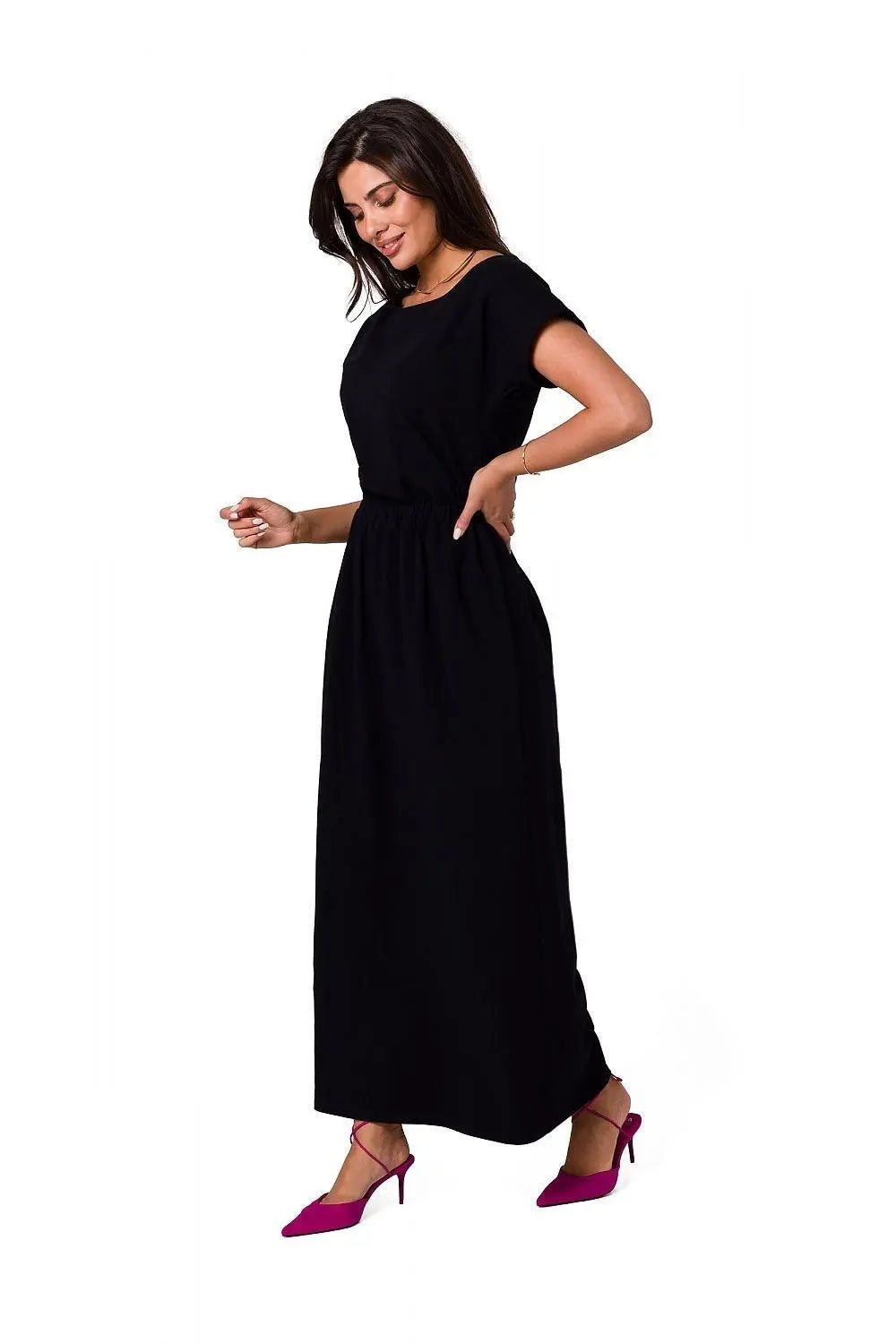 BeWear Comfortable cotton maxi dress with a neckline - Honesty Sales