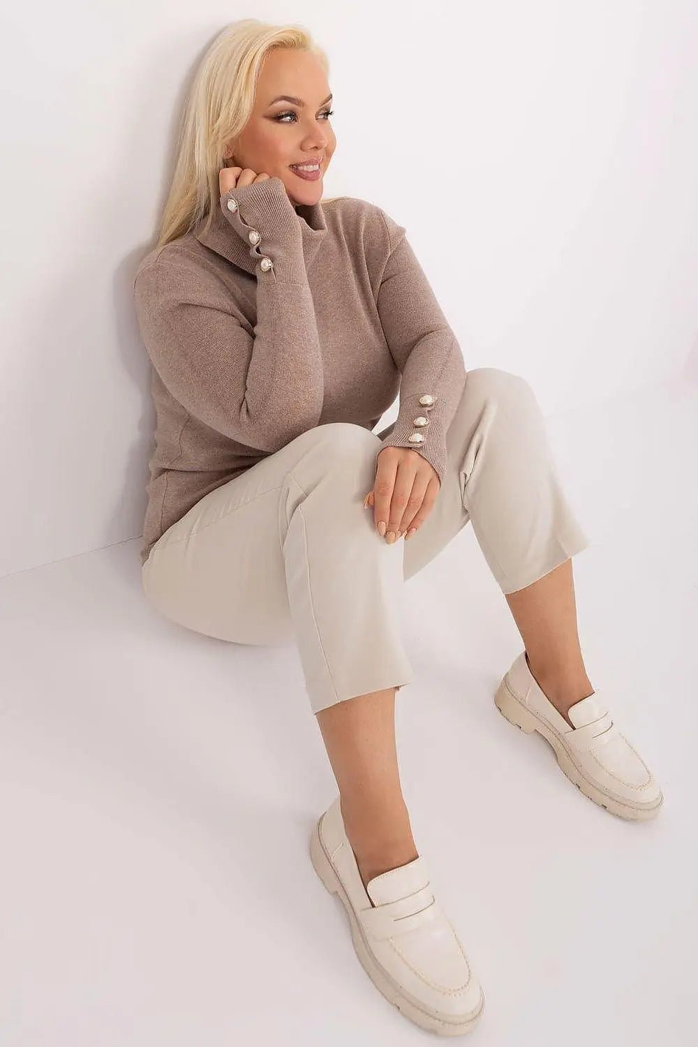 Factory Price lightweight and pleasant viscose turtleneck sweater - Honesty Sales