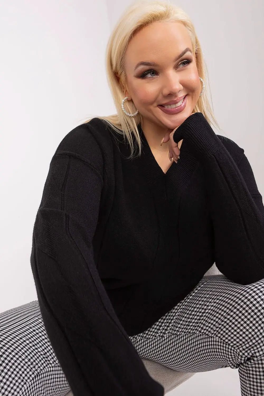 Factory Price soft and pleasant viscose womens sweater - Honesty Sales