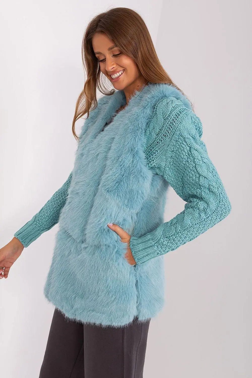Gilet model AT fur vest - Honesty Sales