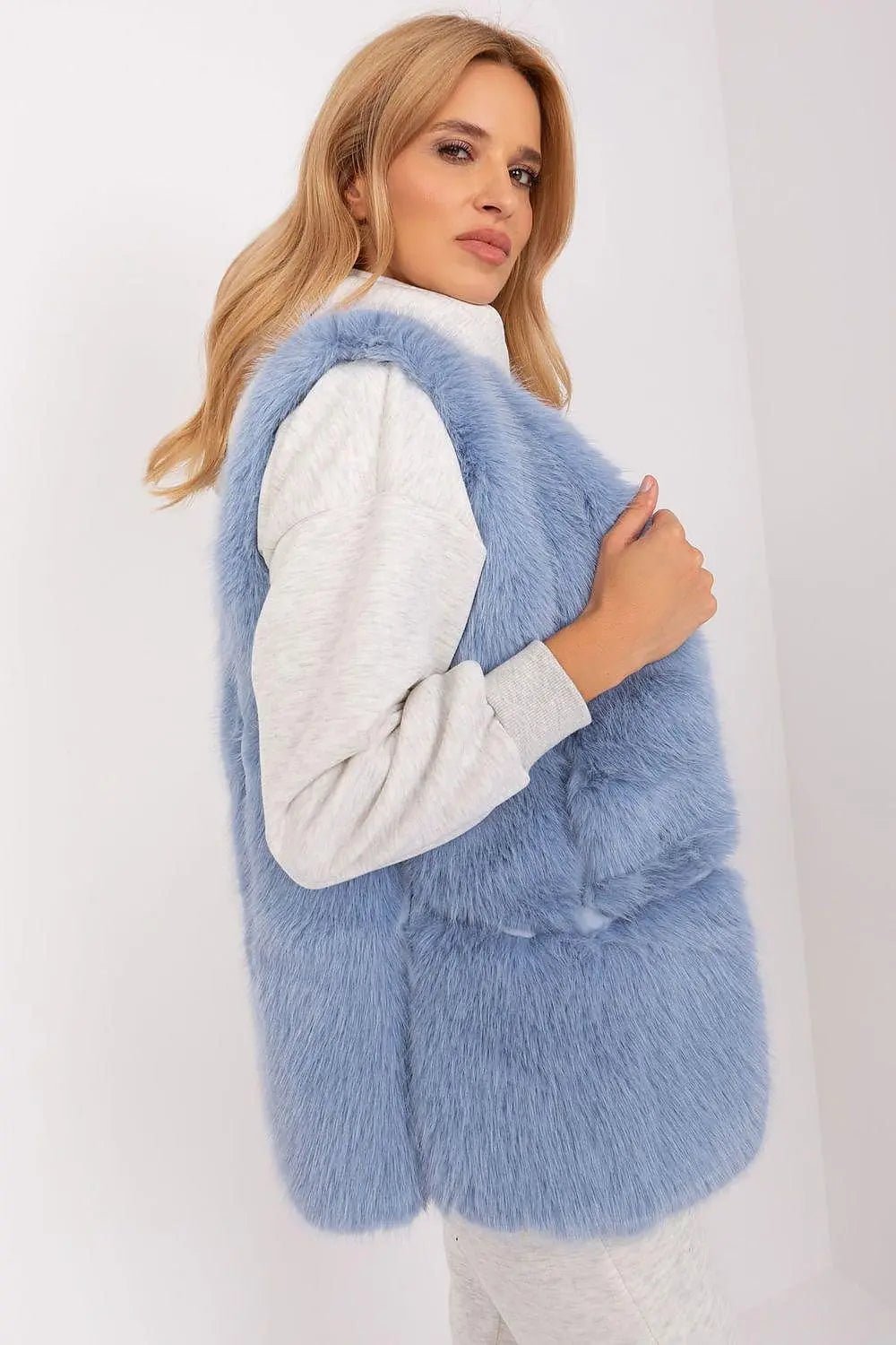 Gilet model AT fur vest - Honesty Sales