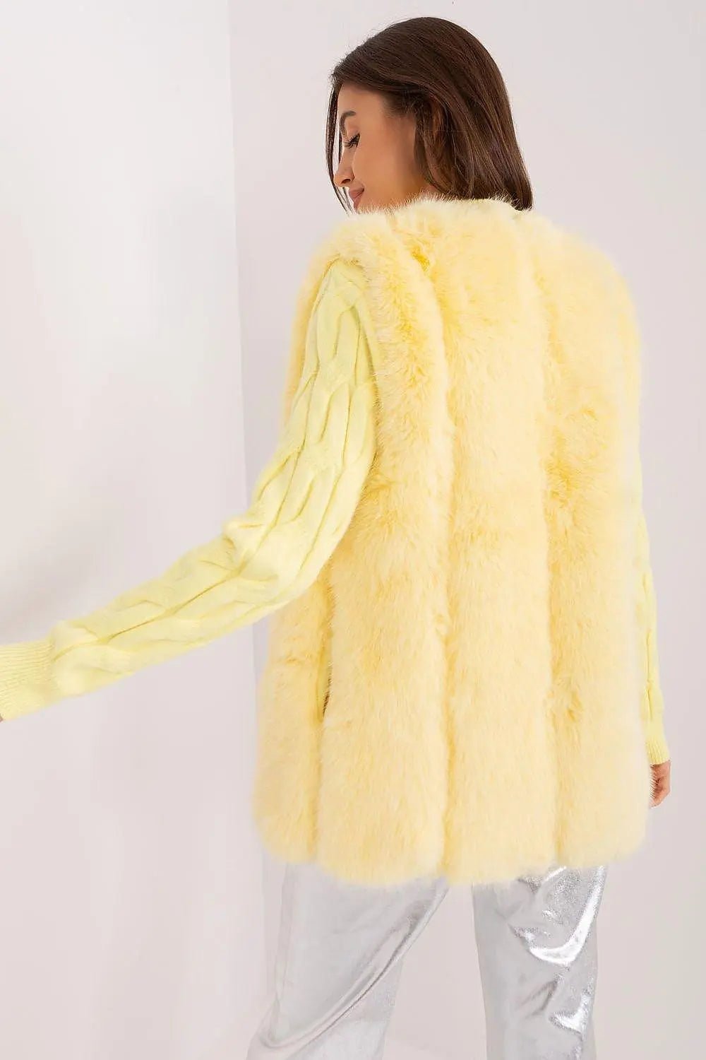 Gilet model AT fur vest - Honesty Sales