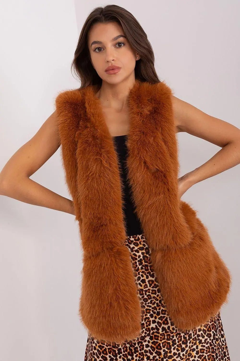 Gilet model AT fur vest - Honesty Sales
