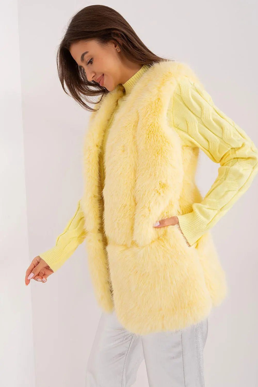 Gilet model AT fur vest - Honesty Sales
