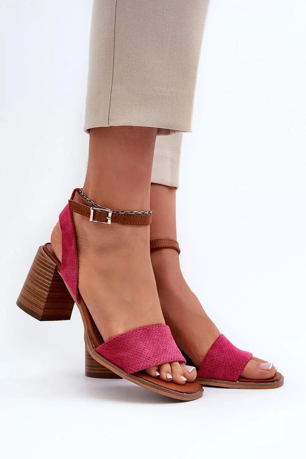 Heel sandals model 197902 Step in style - Honesty Sales