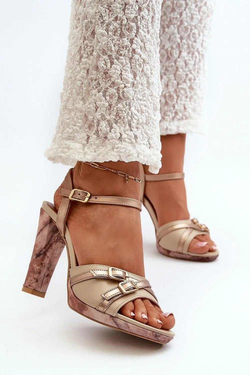 Heel sandals model 198398 Step in style - Honesty Sales