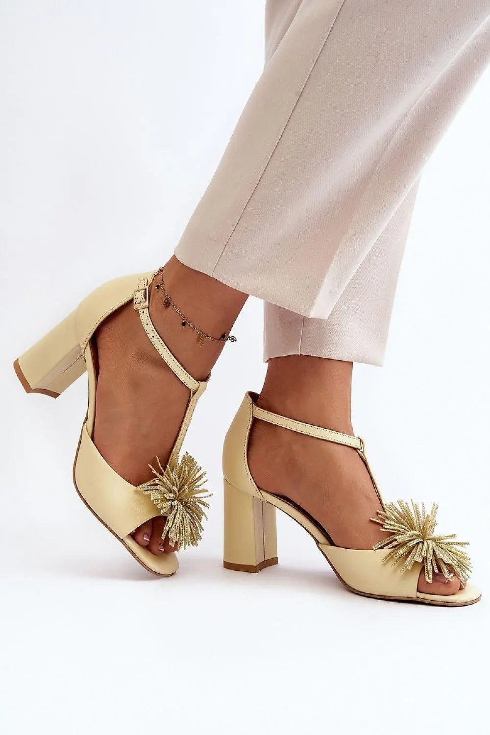 Heel sandals model 198793 Step in style - Honesty Sales