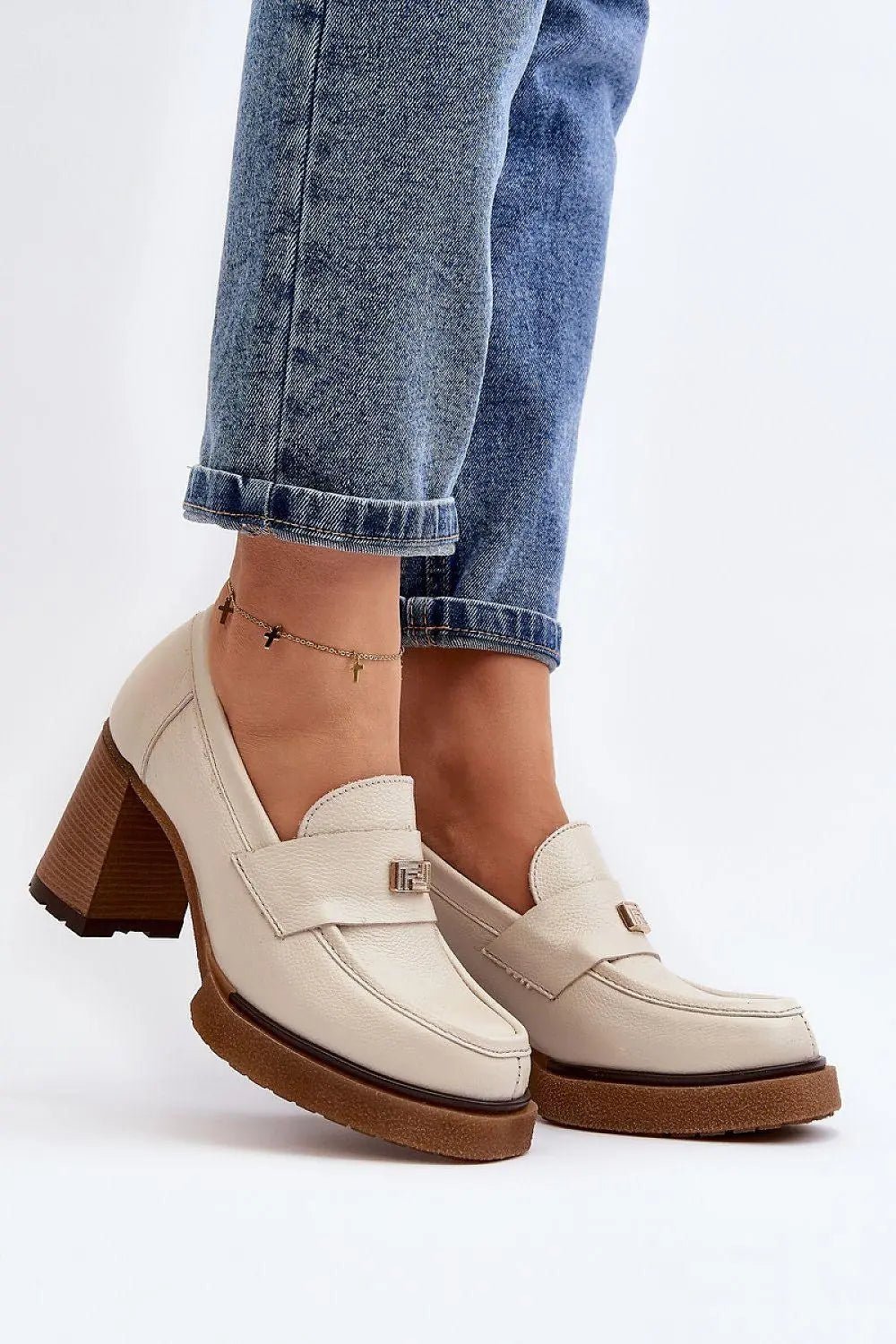 Heeled low shoes model 192295 Step in style - Honesty Sales