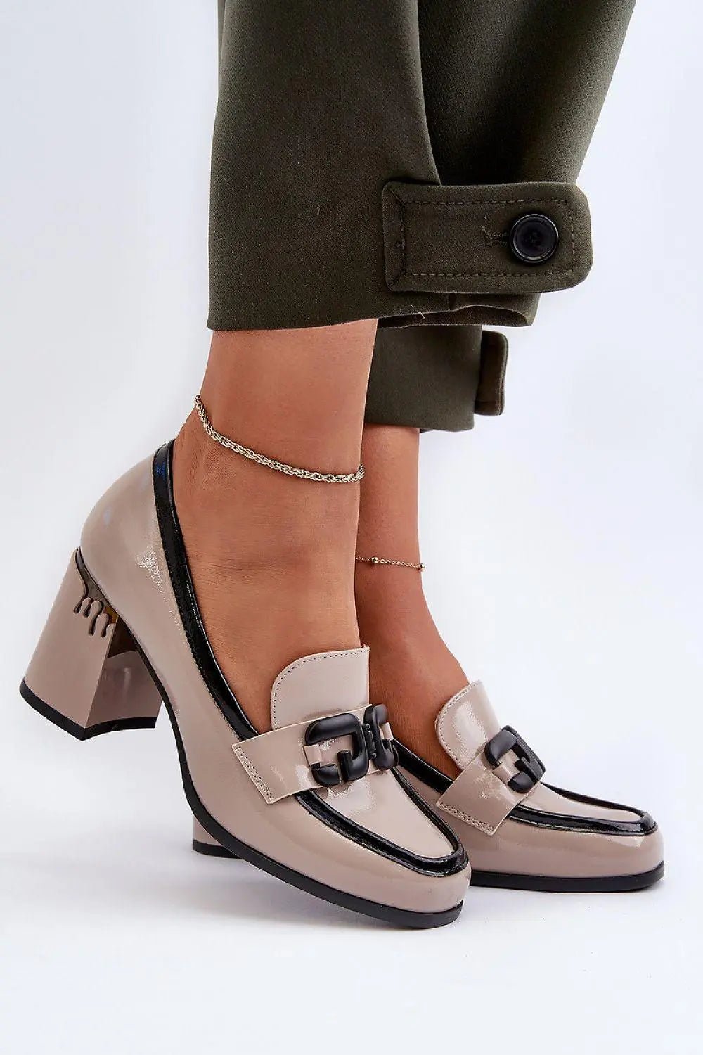 Heeled low shoes model 195397 Step in style - Honesty Sales