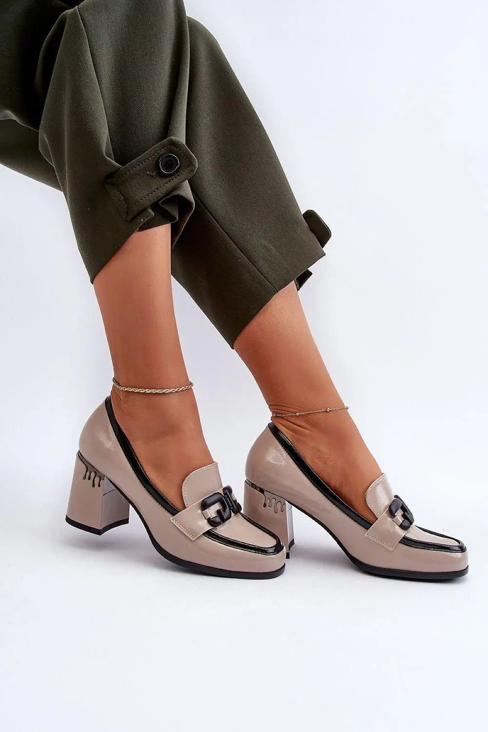 Heeled low shoes model 195397 Step in style - Honesty Sales