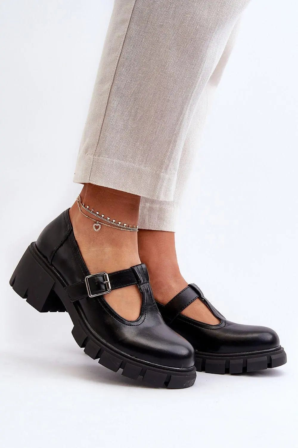 Heeled low shoes model 195399 Step in style - Honesty Sales