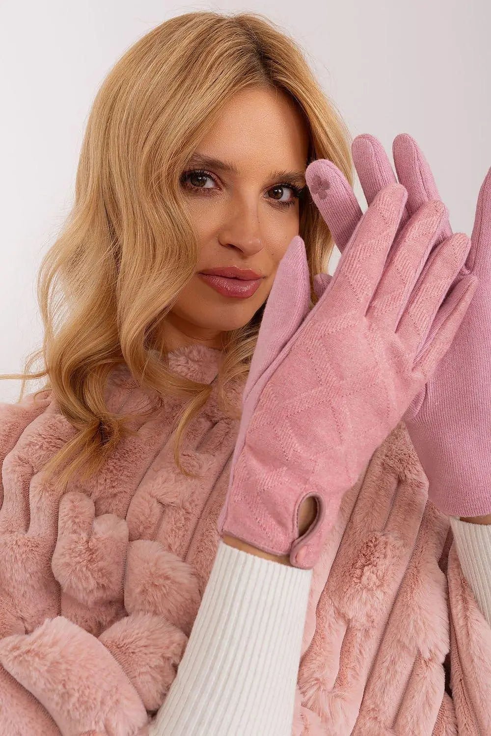 insulated fabric in a decorative geometric pattern gloves - Honesty Sales