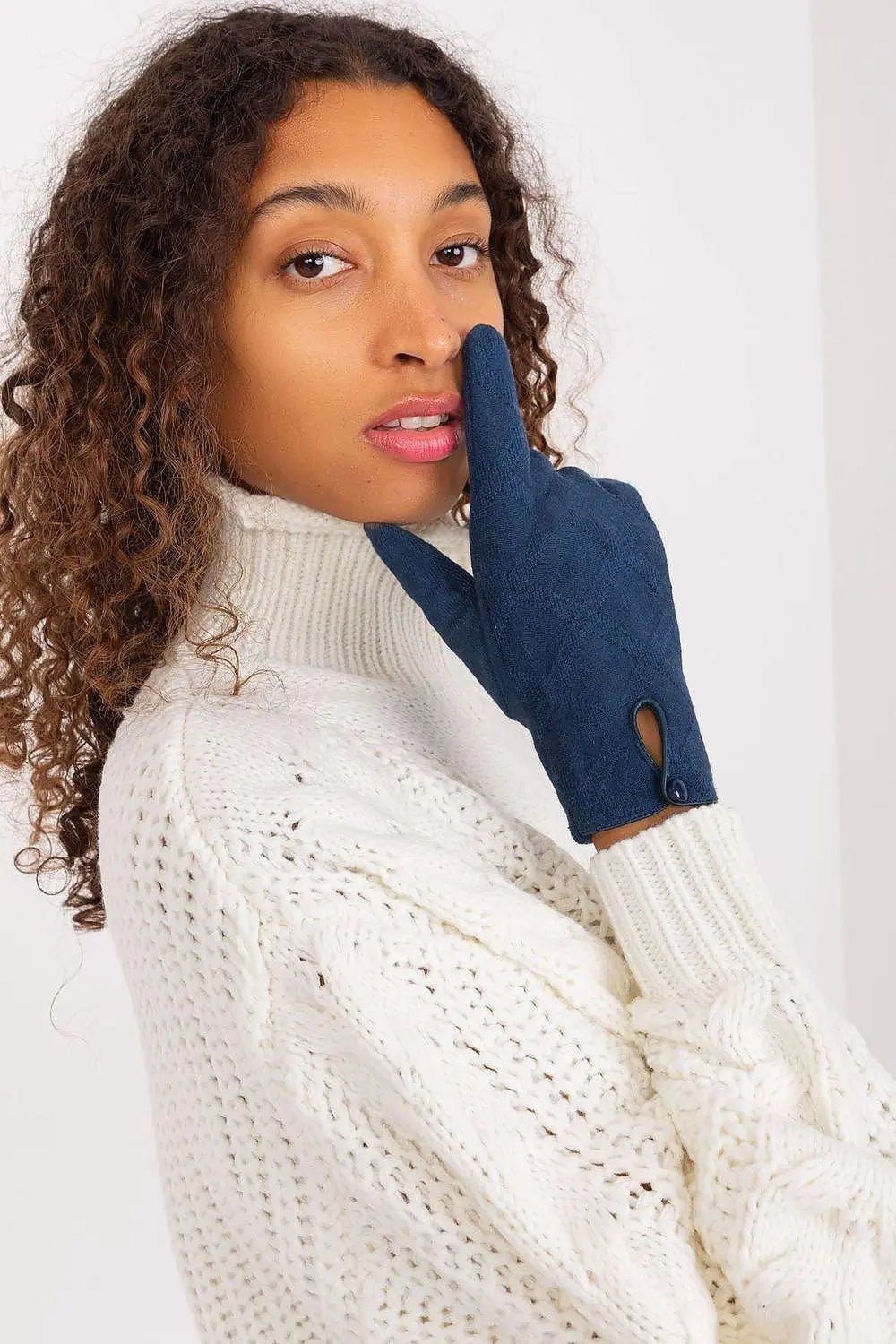 insulated fabric in a decorative geometric pattern gloves - Honesty Sales