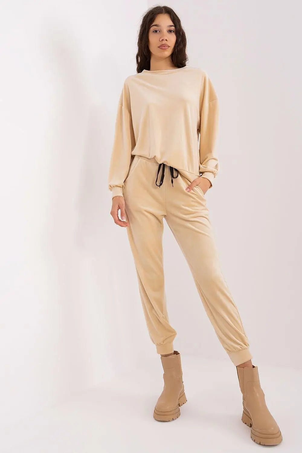 Italy Moda velour knit elegant and feminine sweatshirt - Honesty Sales