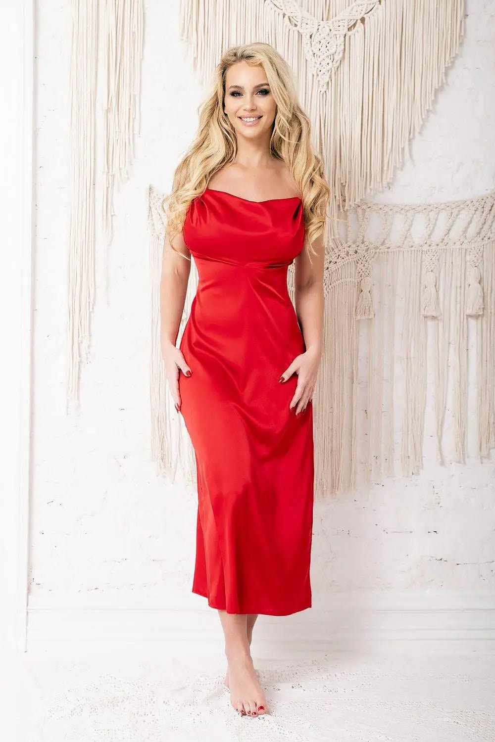 Kalimo high-quality satin, resembling silk nightgown - Honesty Sales