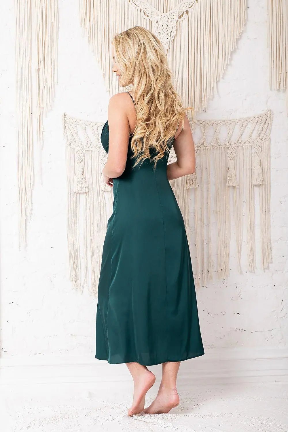 Kalimo high-quality satin, resembling silk nightgown - Honesty Sales