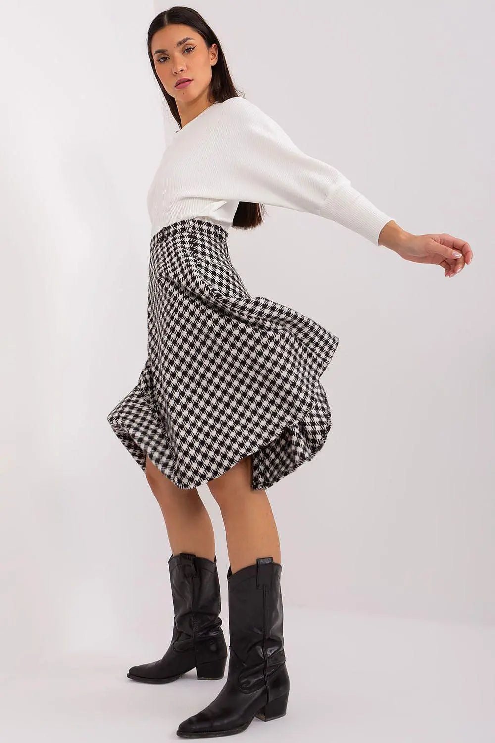 Lakerta elegant knit skirt - Honesty Sales